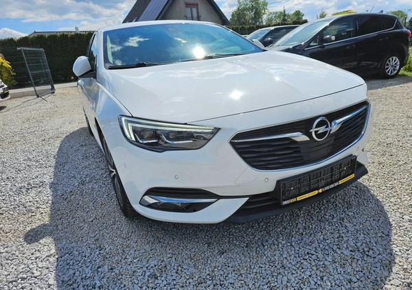 Opel Insignia cena 66900 przebieg: 137000, rok produkcji 2018 z Pszczyna małe 407